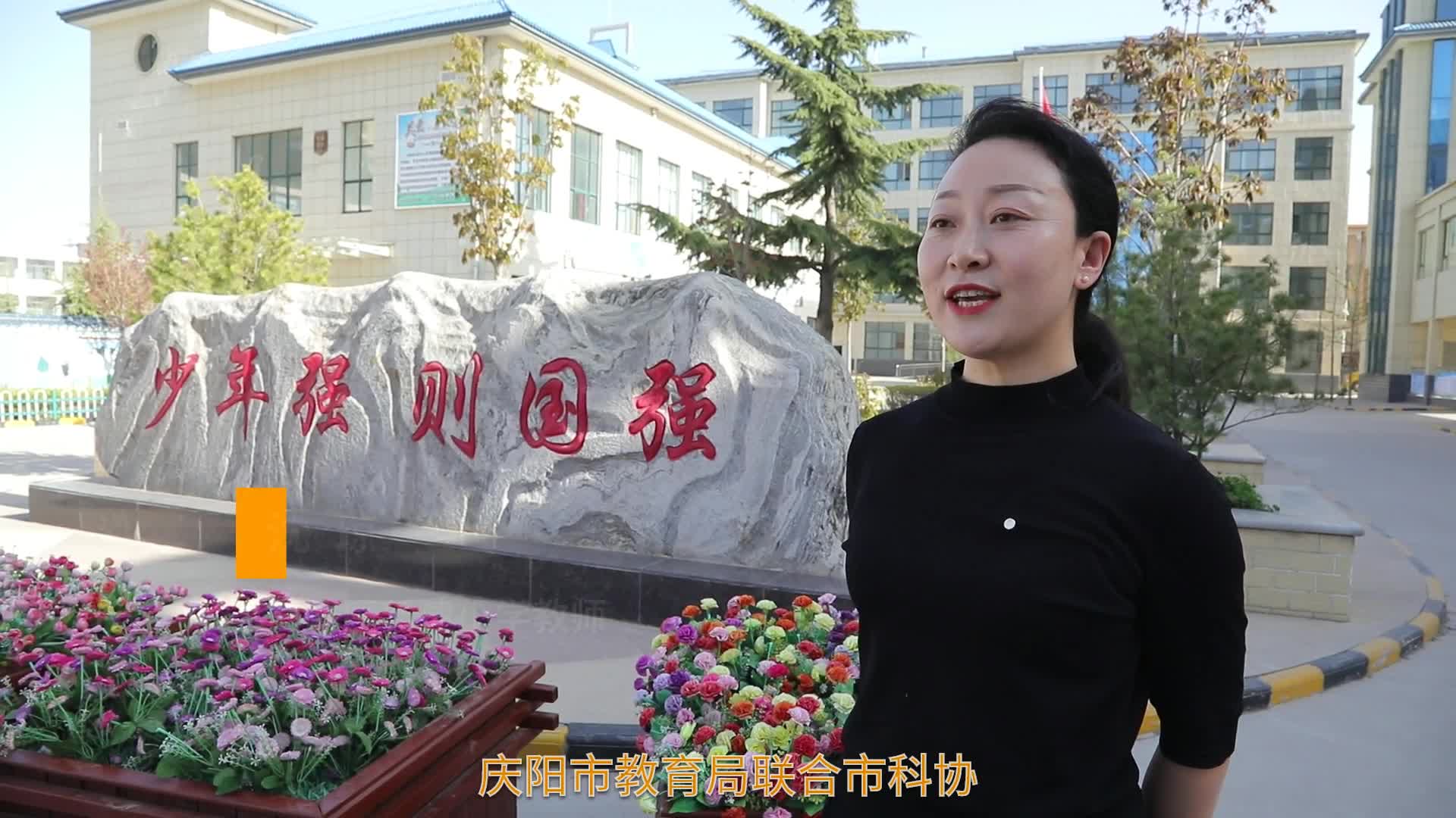 【第一眼】贊！科普知識進(jìn)校園，讓學(xué)生“零距離”感受科技魅力……