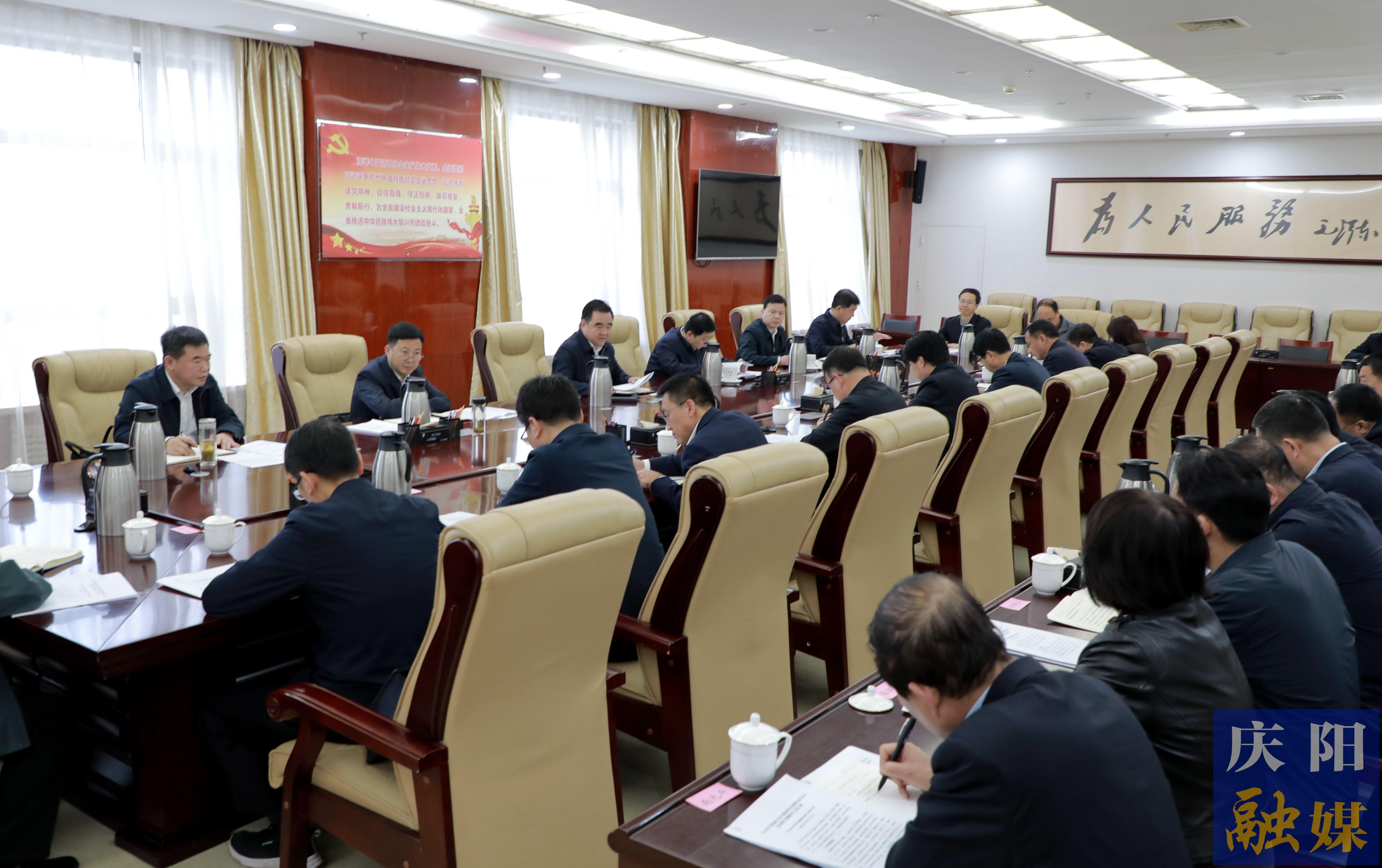 黃澤元在市委主題教育領導小組會議上強調(diào) 面面俱到步步深入確保主題教育取得實效 層層落實真正見效推動各項工作再上臺階
