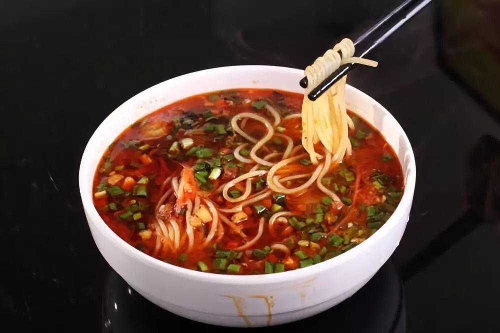 吃完天水麻辣燙？下一站，慶陽饸饹面！