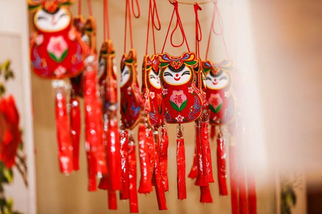 香約慶陽 包容天下丨慶陽香包，一針一線 送出如意祝福