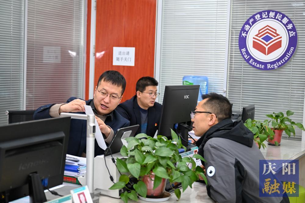 【攝影報道】新春開工第一天，慶陽市各行各業(yè)元氣滿滿啟新程